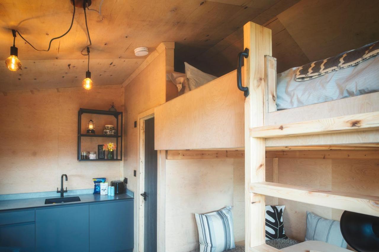 Luxury Glamping Cabin With Outdoor Bath On Cornish Flower Farm Truro Bagian luar foto