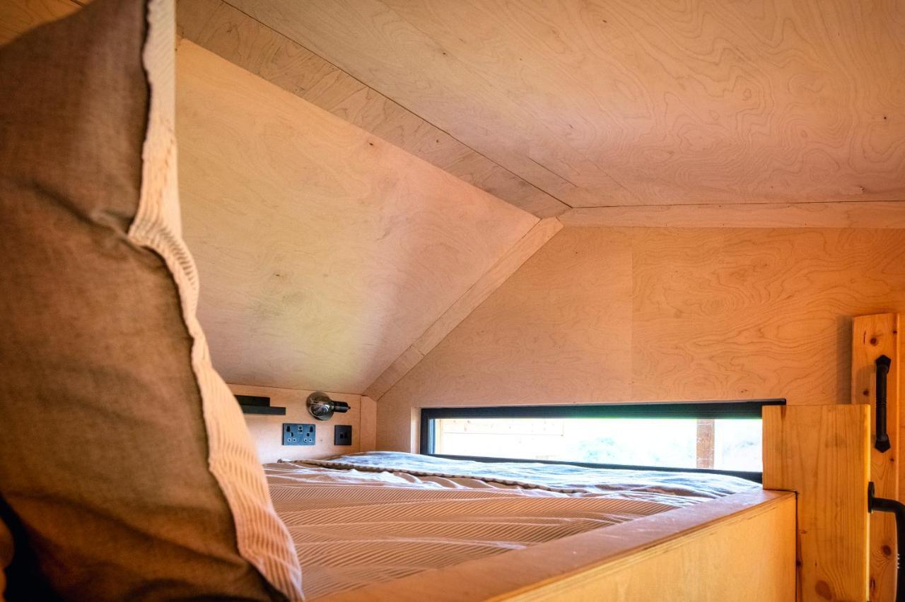 Luxury Glamping Cabin With Outdoor Bath On Cornish Flower Farm Truro Bagian luar foto