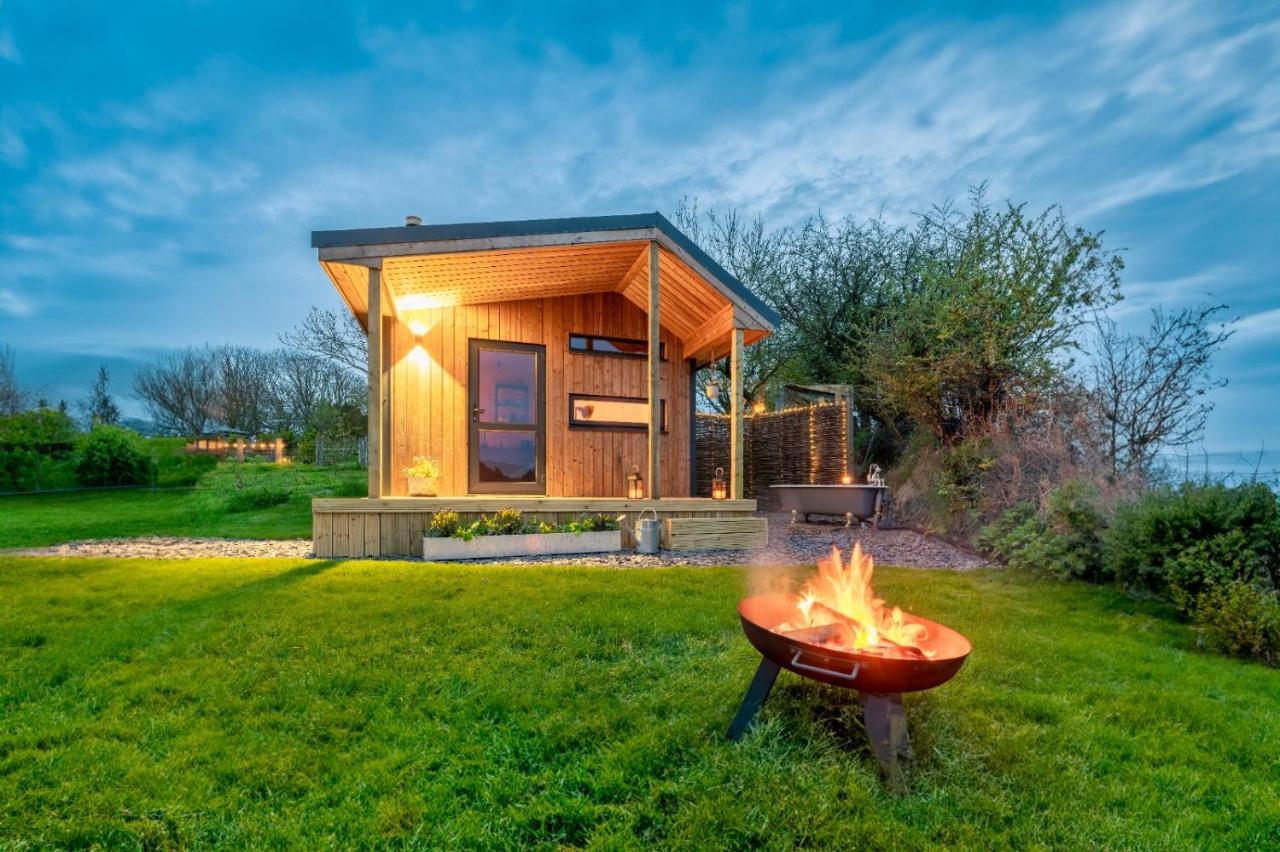 Luxury Glamping Cabin With Outdoor Bath On Cornish Flower Farm Truro Bagian luar foto