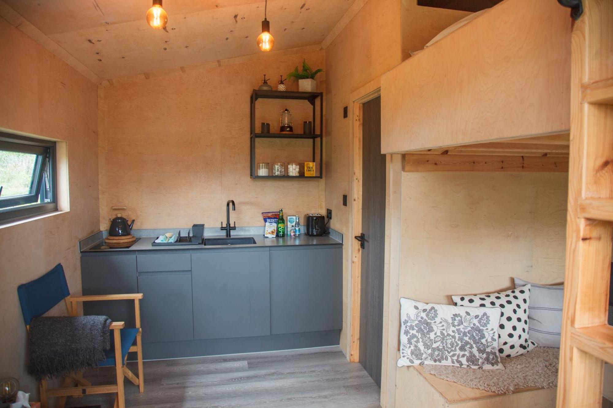 Luxury Glamping Cabin With Outdoor Bath On Cornish Flower Farm Truro Bagian luar foto