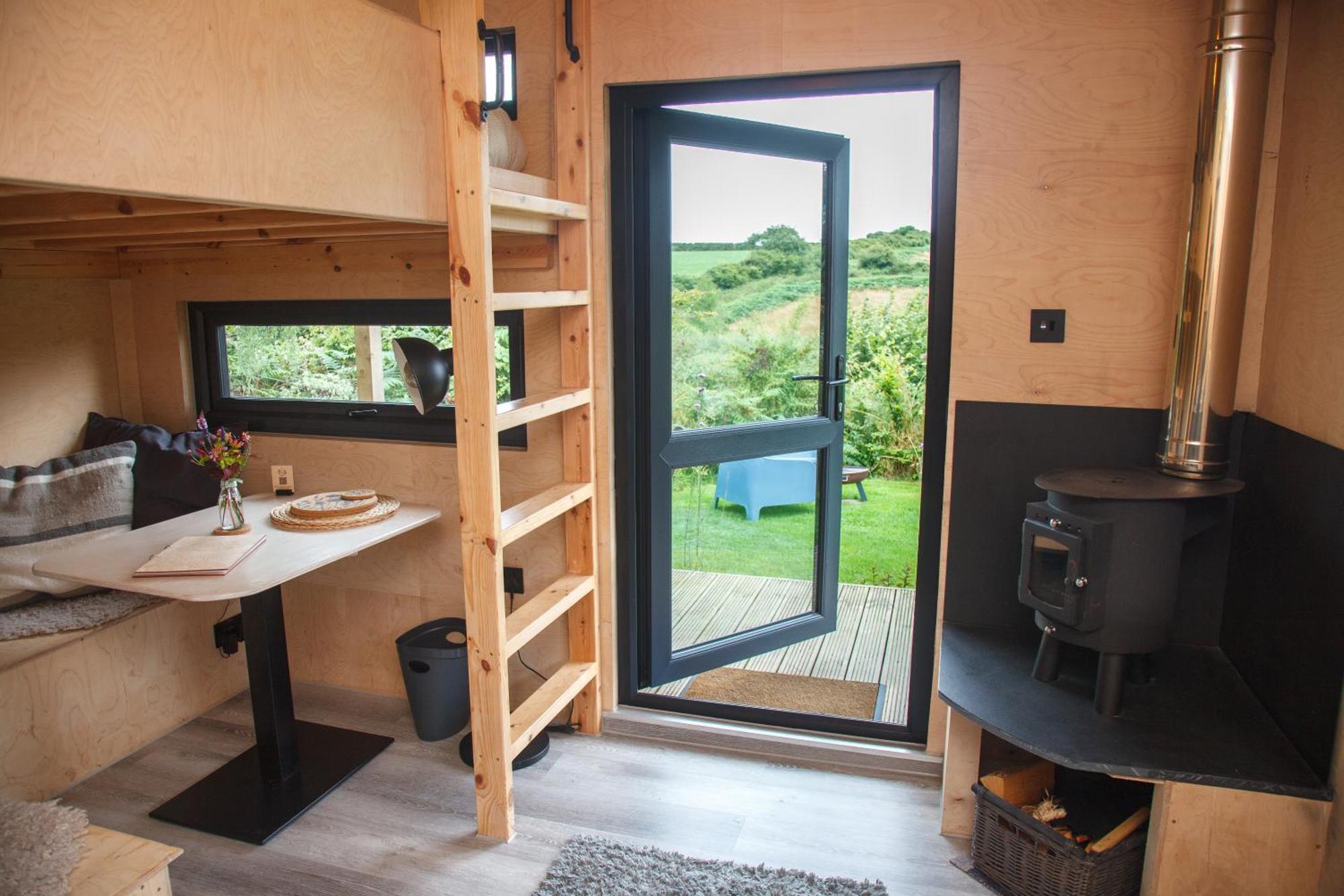 Luxury Glamping Cabin With Outdoor Bath On Cornish Flower Farm Truro Bagian luar foto